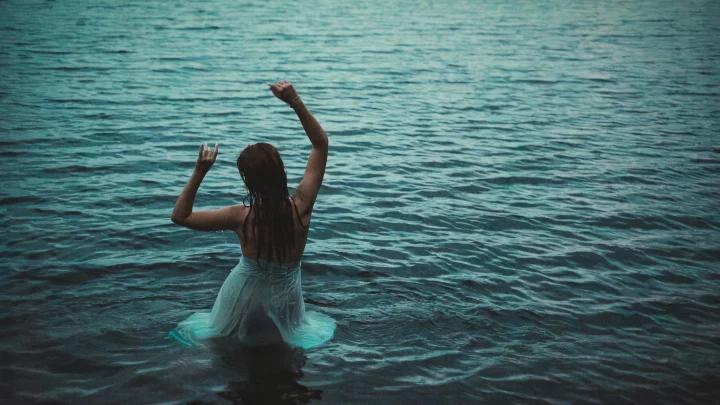 Portrait cinématographique de Celle qui garde l'épée