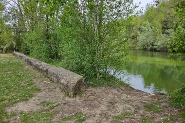 parc hermitage lormont acces etang 2.